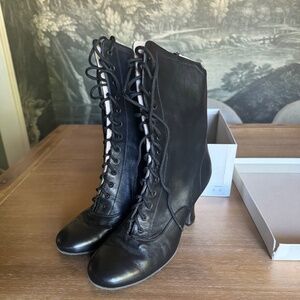 NIB LaDuca Laura 3" Soft Sole Black Leather Dance Boots